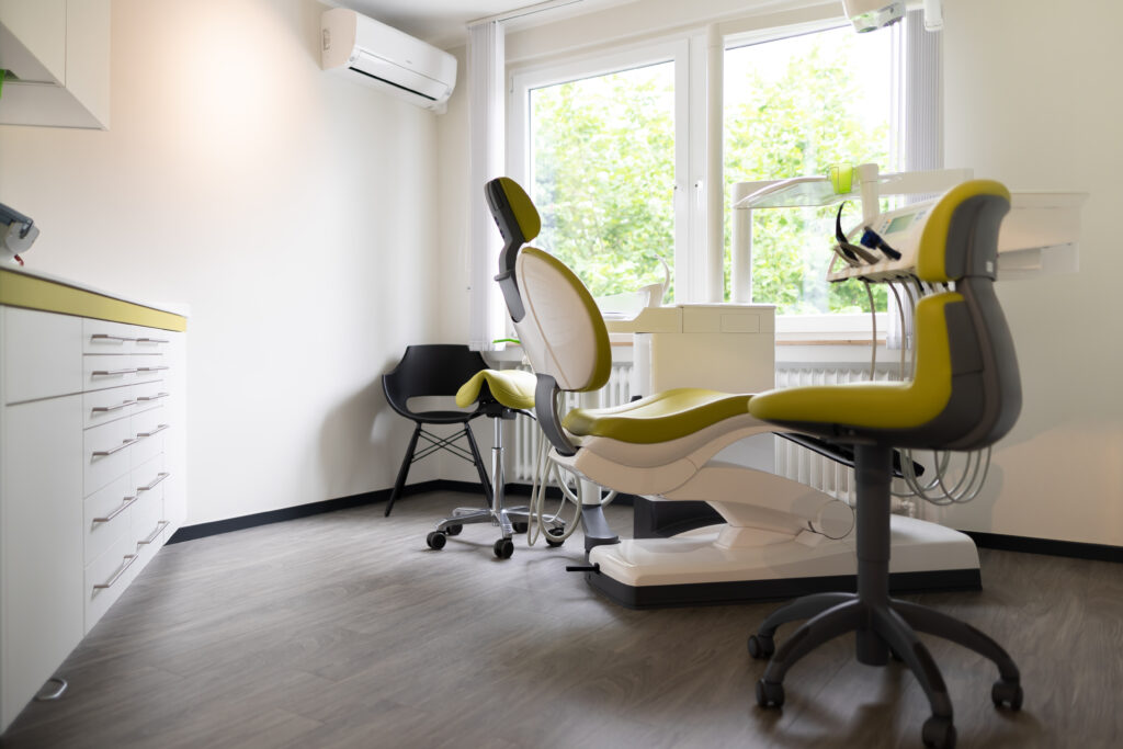 Zahnarzt Bochum - Dr. Philipp 65